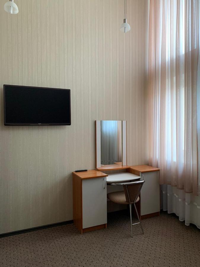 Hotel Kim Mahiljow Eksteriør billede