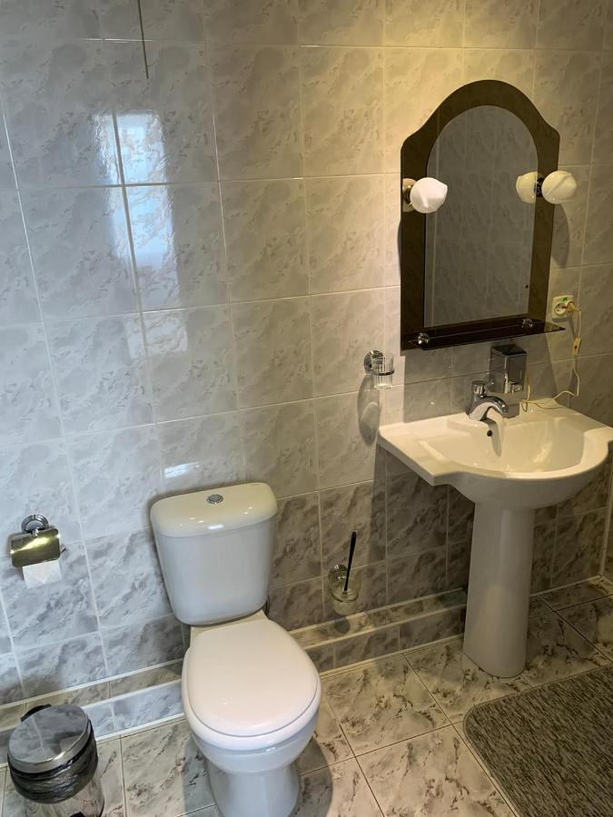 Hotel Kim Mahiljow Eksteriør billede
